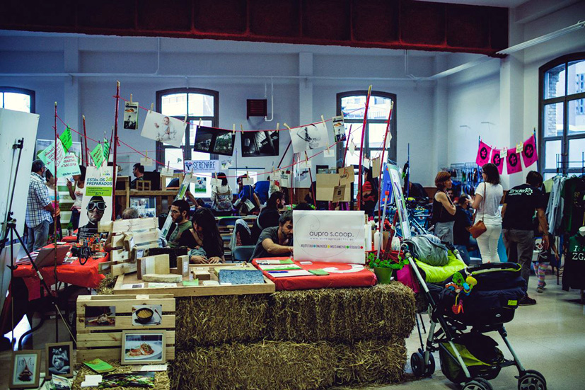 VI Feria del Mercado Social de Aragón en septiembre de 2015. Fotografía de Merche García (Planeta Oshito).